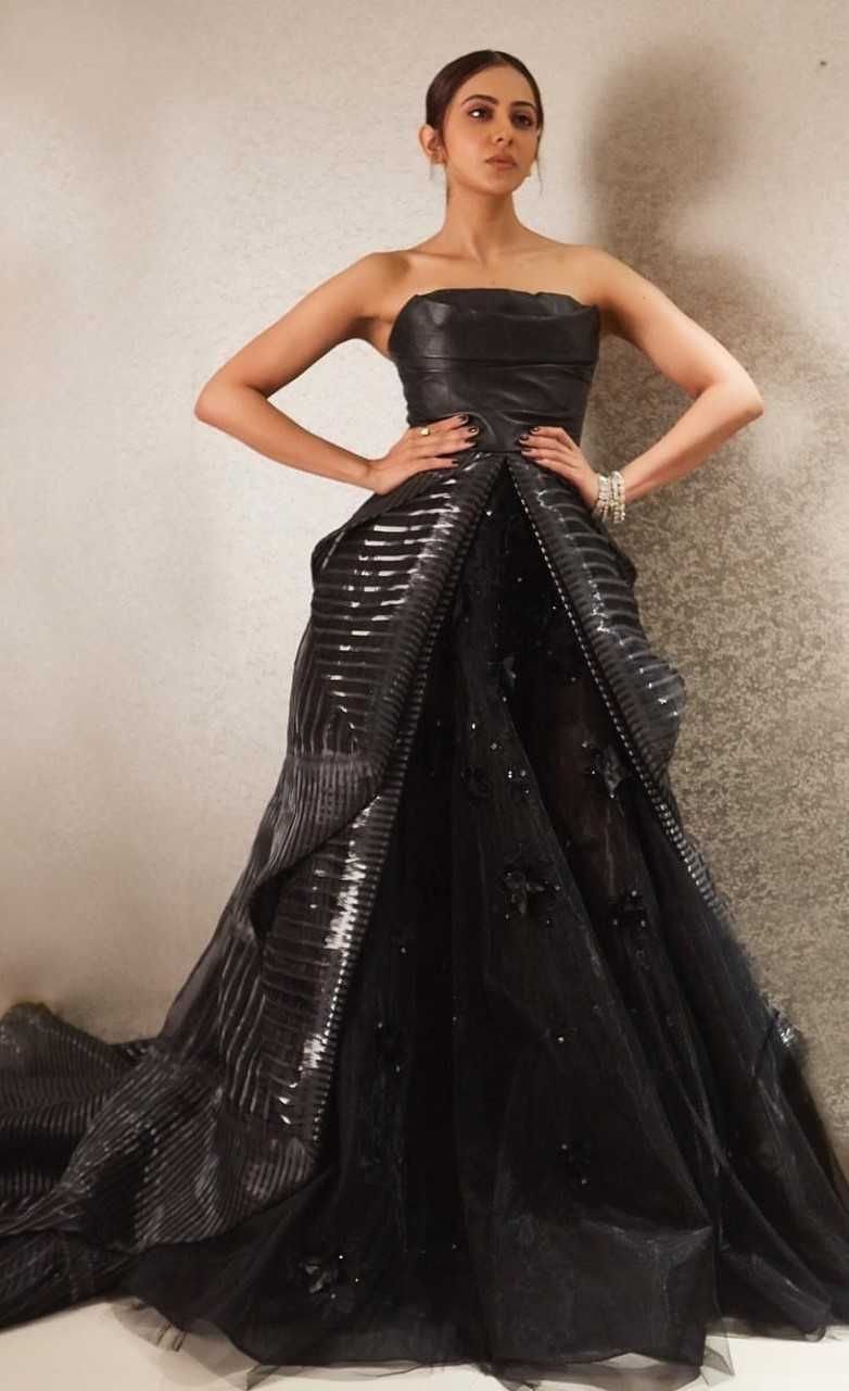 Rakul Preet Singh Hot Spicy Wallpapers