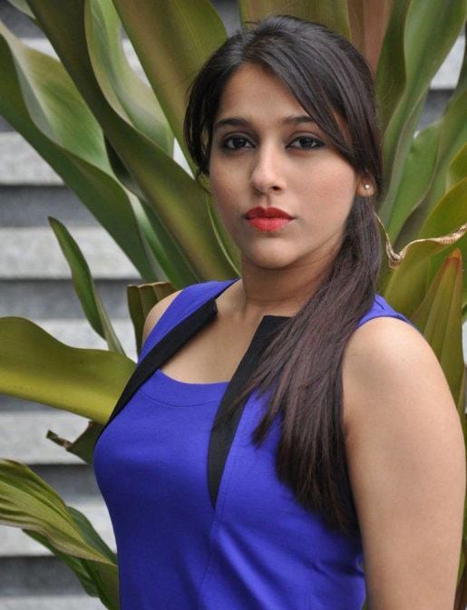 Rashmi Gautam NEVER SEEN HOT Photos