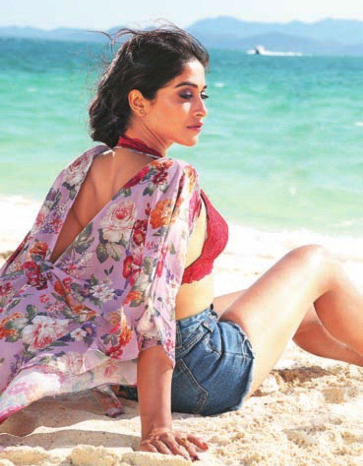 Regina Cassandra with her stunning beach babe looks in Mr Chandramouli