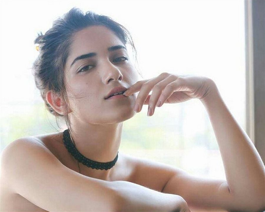 Ruhani Sharma Hot Photoshoot