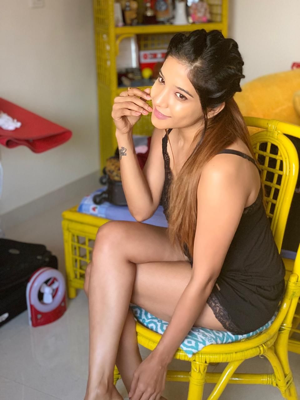 Sakshi Agarwal Latest Hot