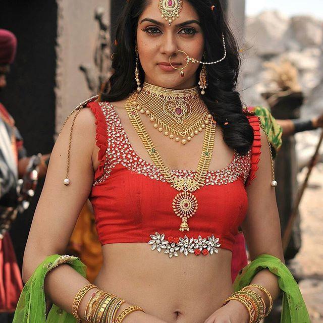 Sakshi Chaudhary Never Seen Hot Photos Collections Leaked!