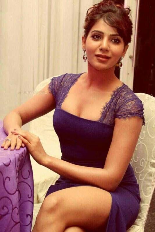 Samantha Hot & Sexy Deep Cleavage & Navel Show Stills