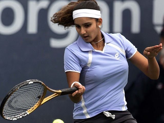 Sania Mirza Hot Navel Gallery