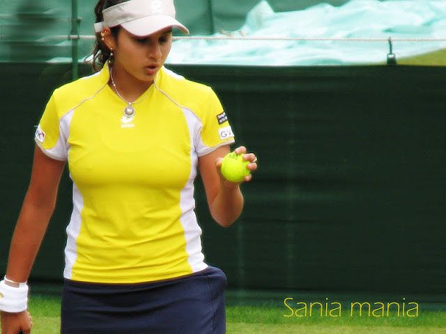 Sania Mirza Hot Navel Gallery