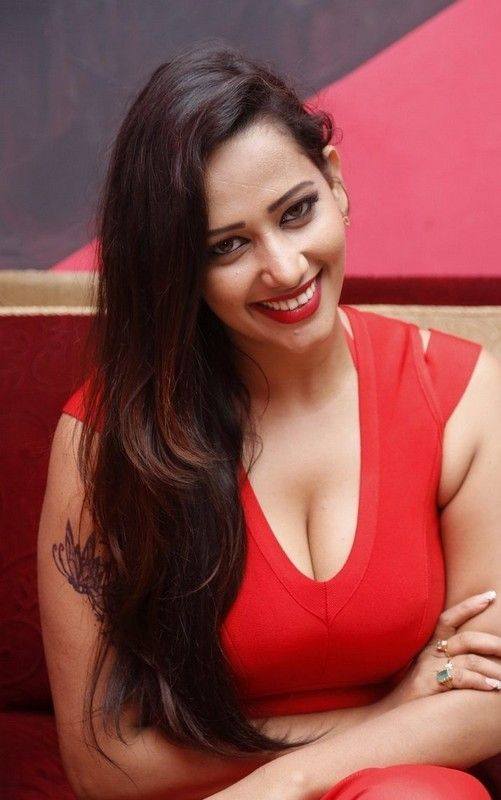 Sanjana Singh Spicy Hot Gallery