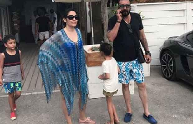 Sanjay Dutt's Wife Maanayata Dutt Spotted In A Bikini Photos