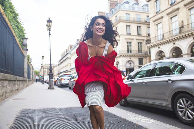 Sarah Jane Dias Beach Bikini Pictures will make you jealous!