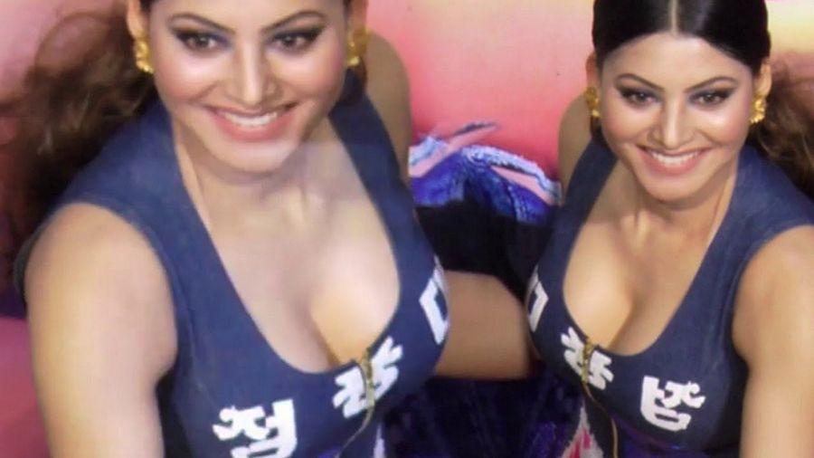 See Rare & Unseen Stunning pics of Urvashi Rautela too HOT!