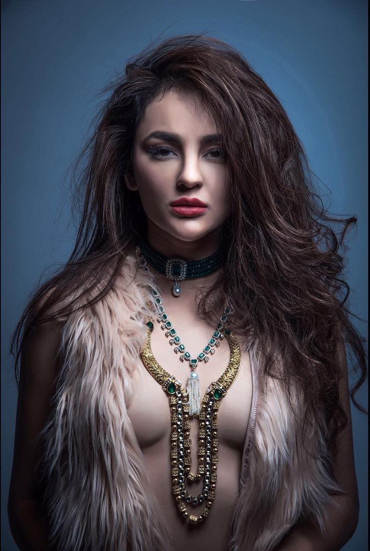 Seerat Kapoor Hot Navel Photoshoot