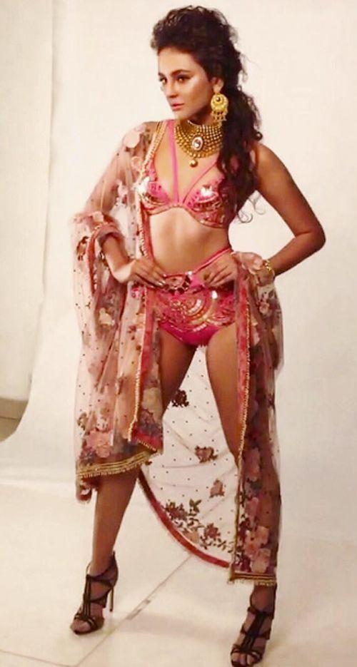 Seerat Kapoor Hot Photoshoot