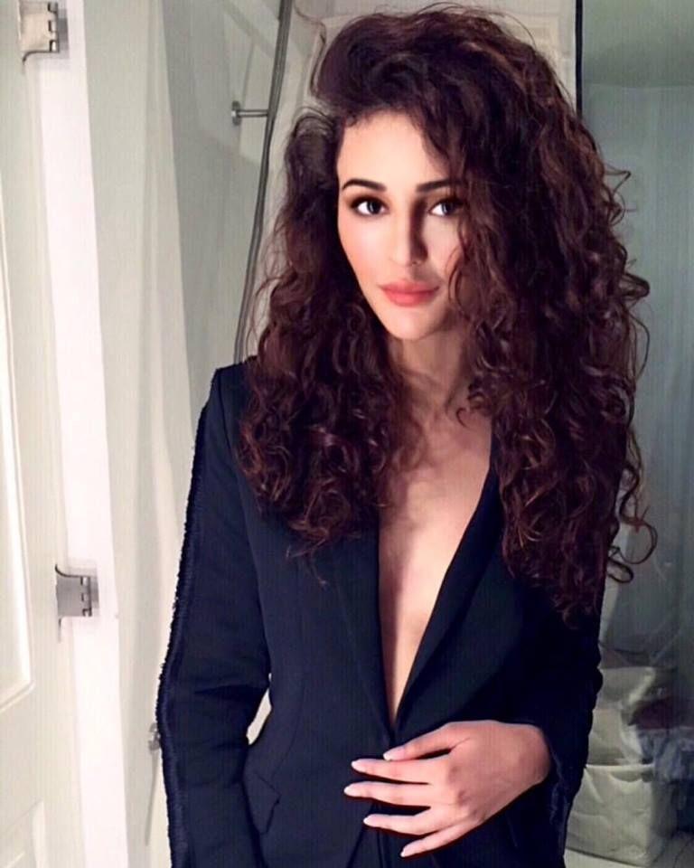 Seerat Kapoor Hot Photoshoot