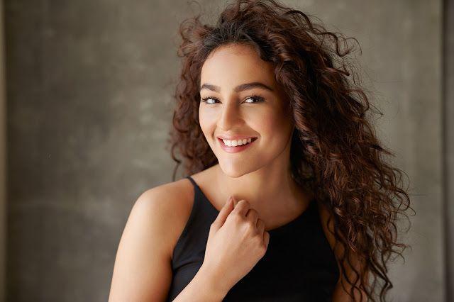 Seerat Kapoor Latest Hot Instagram Photos Goes Viral
