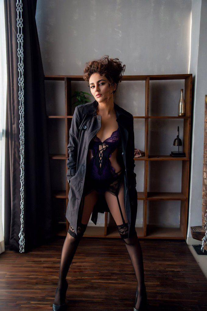 Seerat Kapoor Ultra Hot Photoshoot 2017