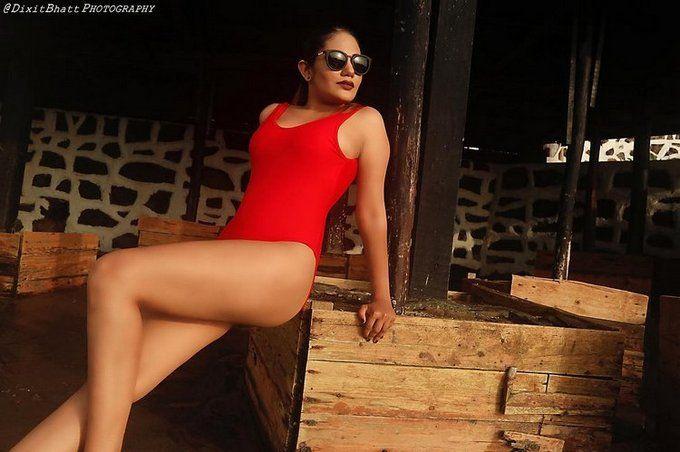 Sexy Model Riya Palekar Latest Hot Photo Gallery