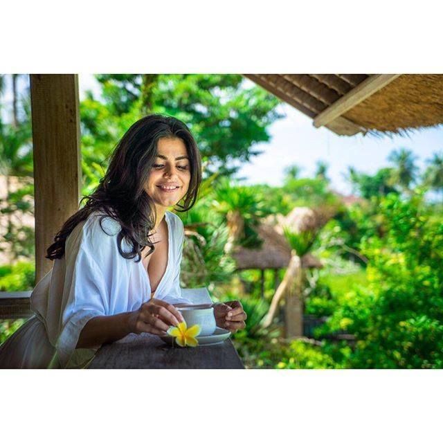 Shenaz Treasury Hot Sexy Stills