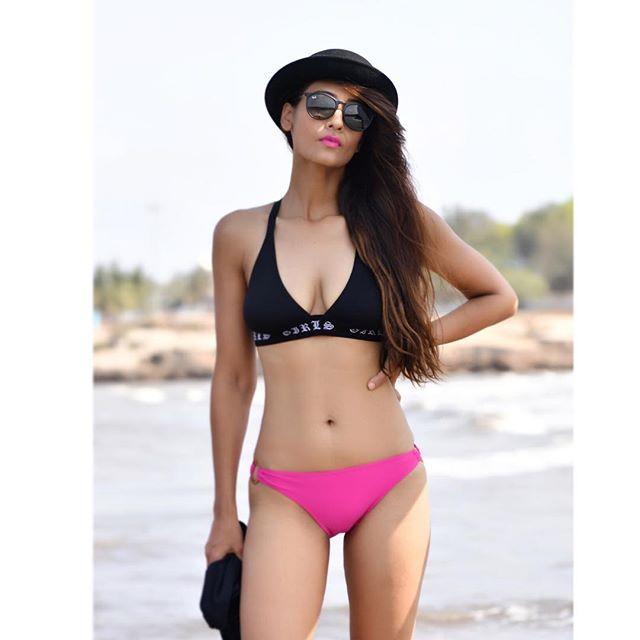 Shivalika Sharma Hot & Sexy Unseen Photo Gallery