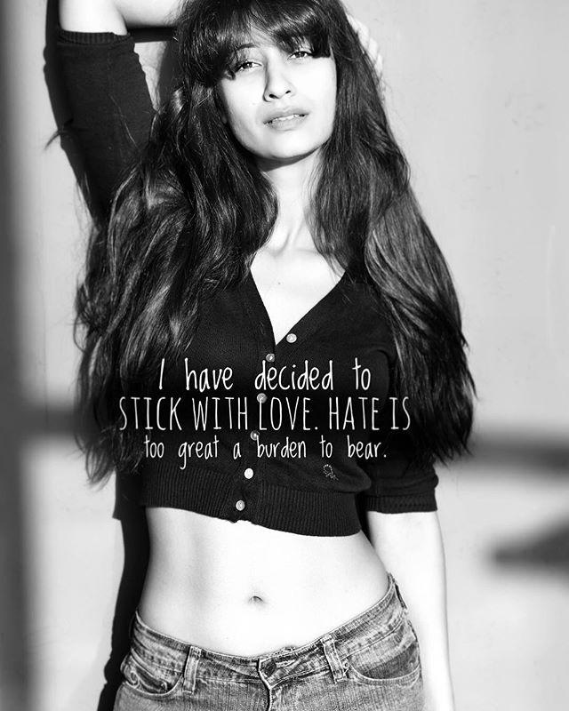Shivalika Sharma Hot & Sexy Unseen Photo Gallery