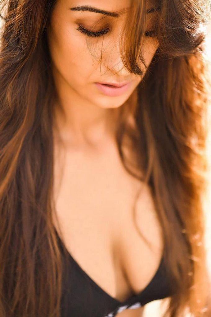 Shivalika Sharma Hot & Spicy Bikini Photos are Too Hot To Handle!