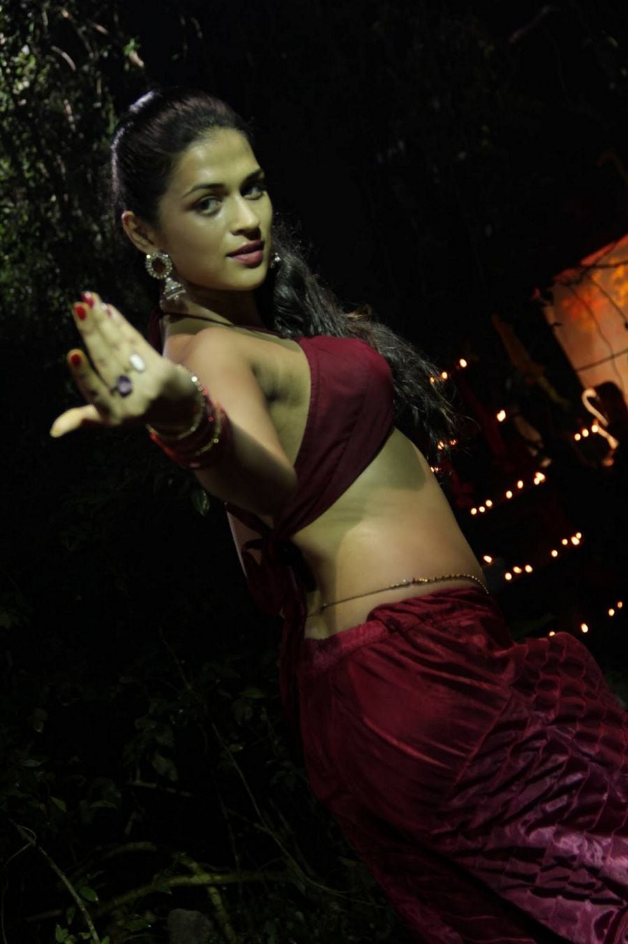 Shraddha Das Hot Sexy Photos