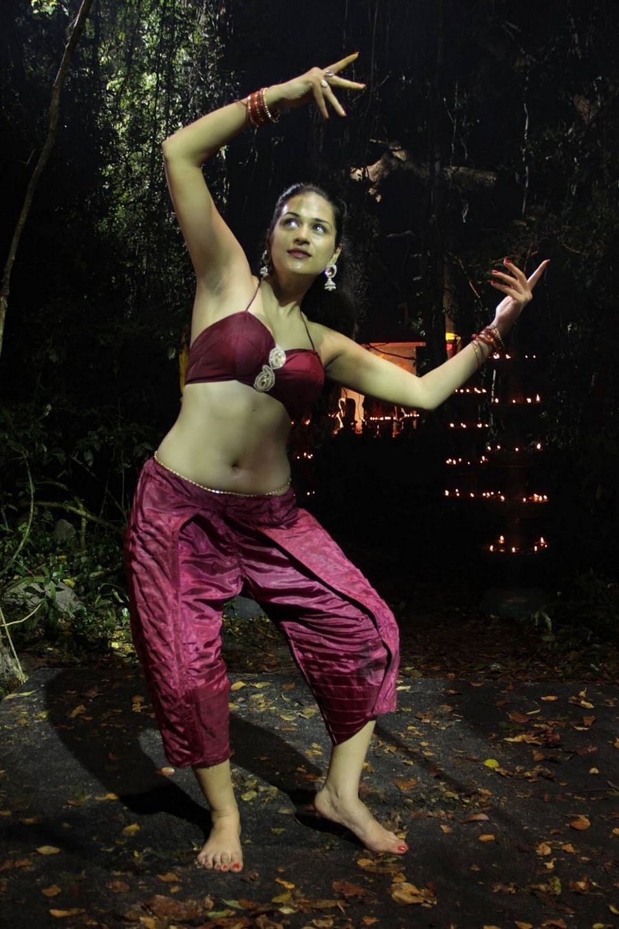Shraddha Das Hot Sexy Photos