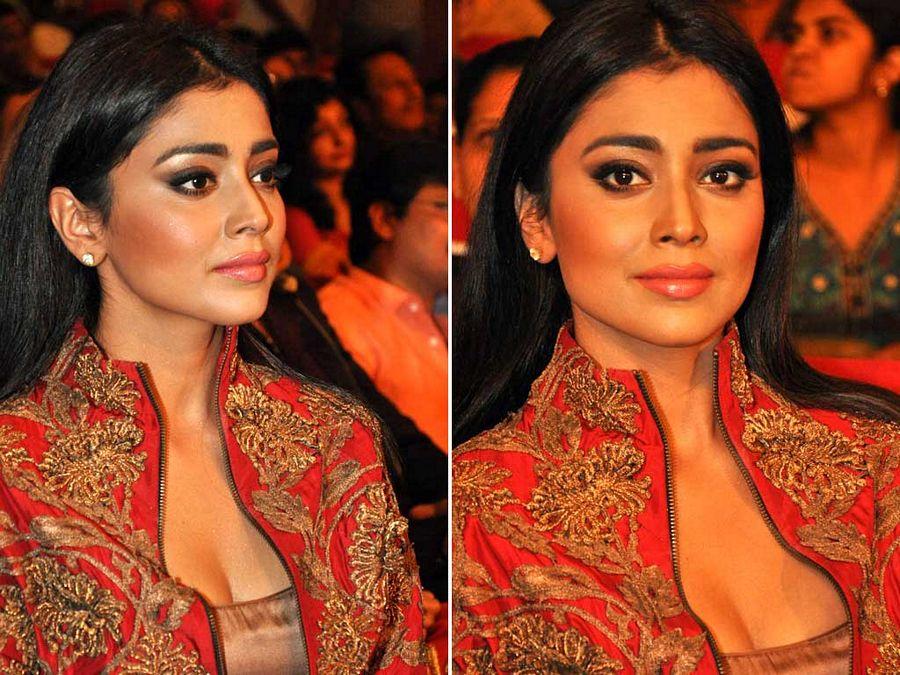 B'day Special: Shriya Saran Never SEEN Hot Photos Collections