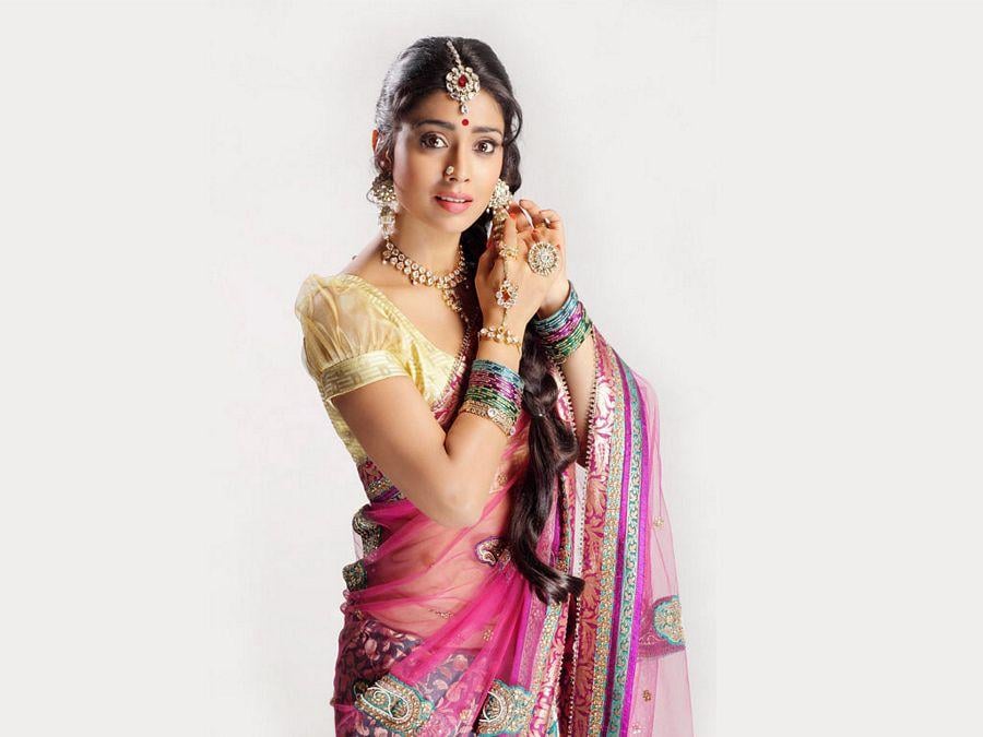 B'day Special: Shriya Saran Never SEEN Hot Photos Collections