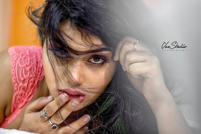 Shriya Victor raises the heat in a saree Photos