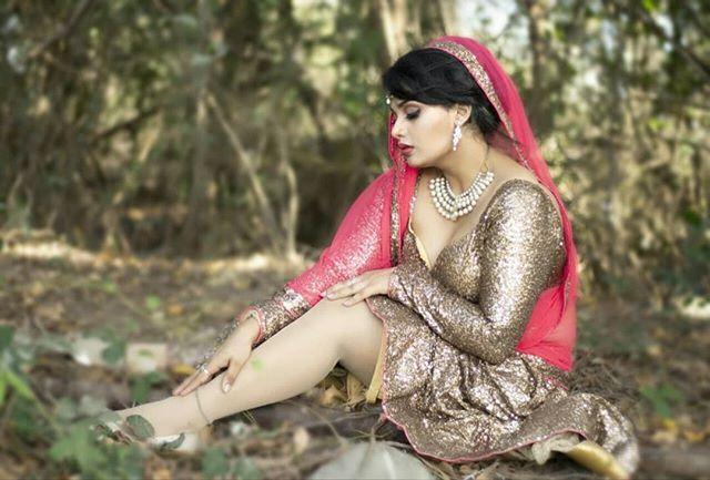 Shriya Victor raises the heat in a saree Photos