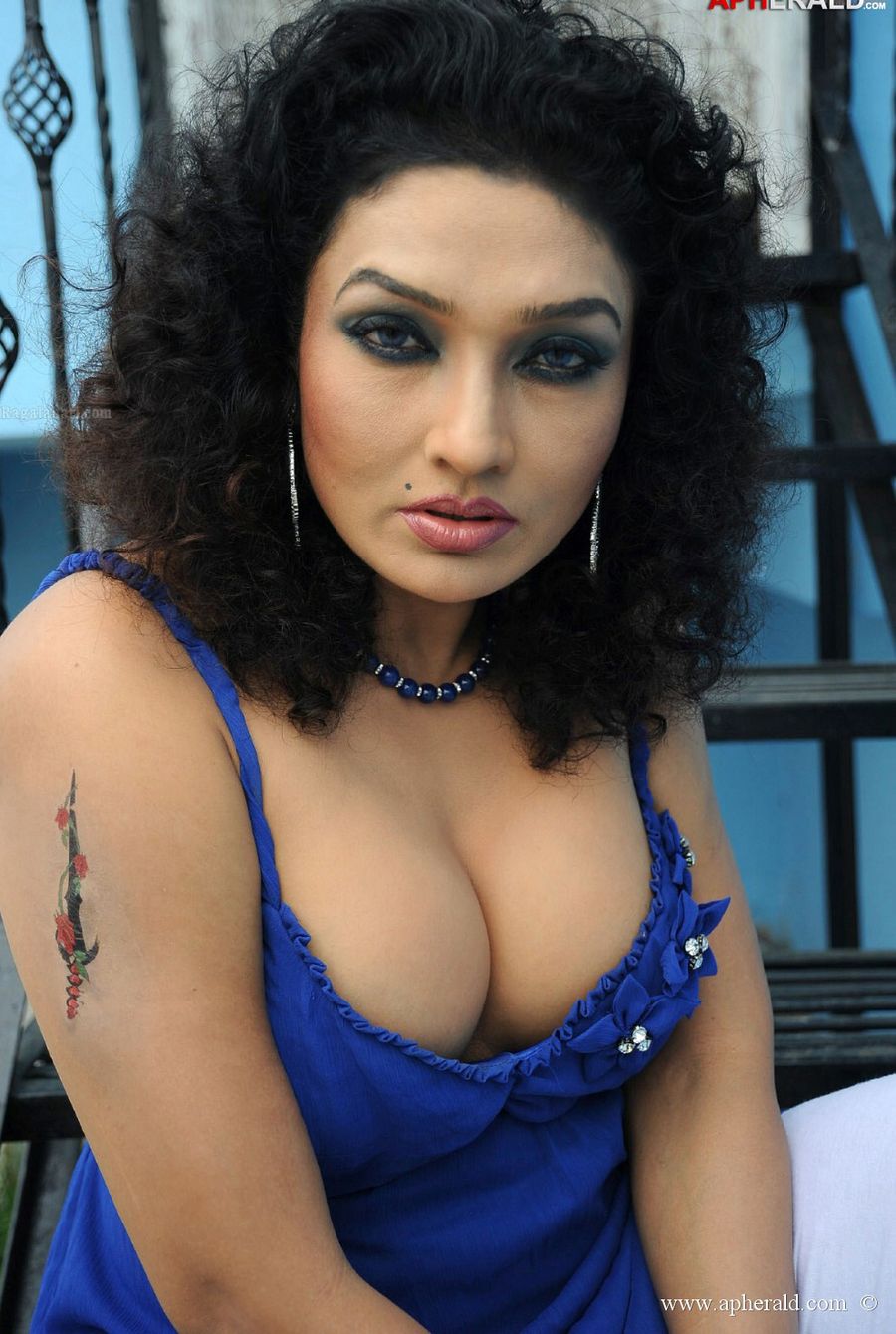 Side Actress Ramya Sri Hot Sexy Images