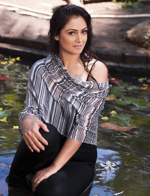 Simran Hot Sexy Photoshoot