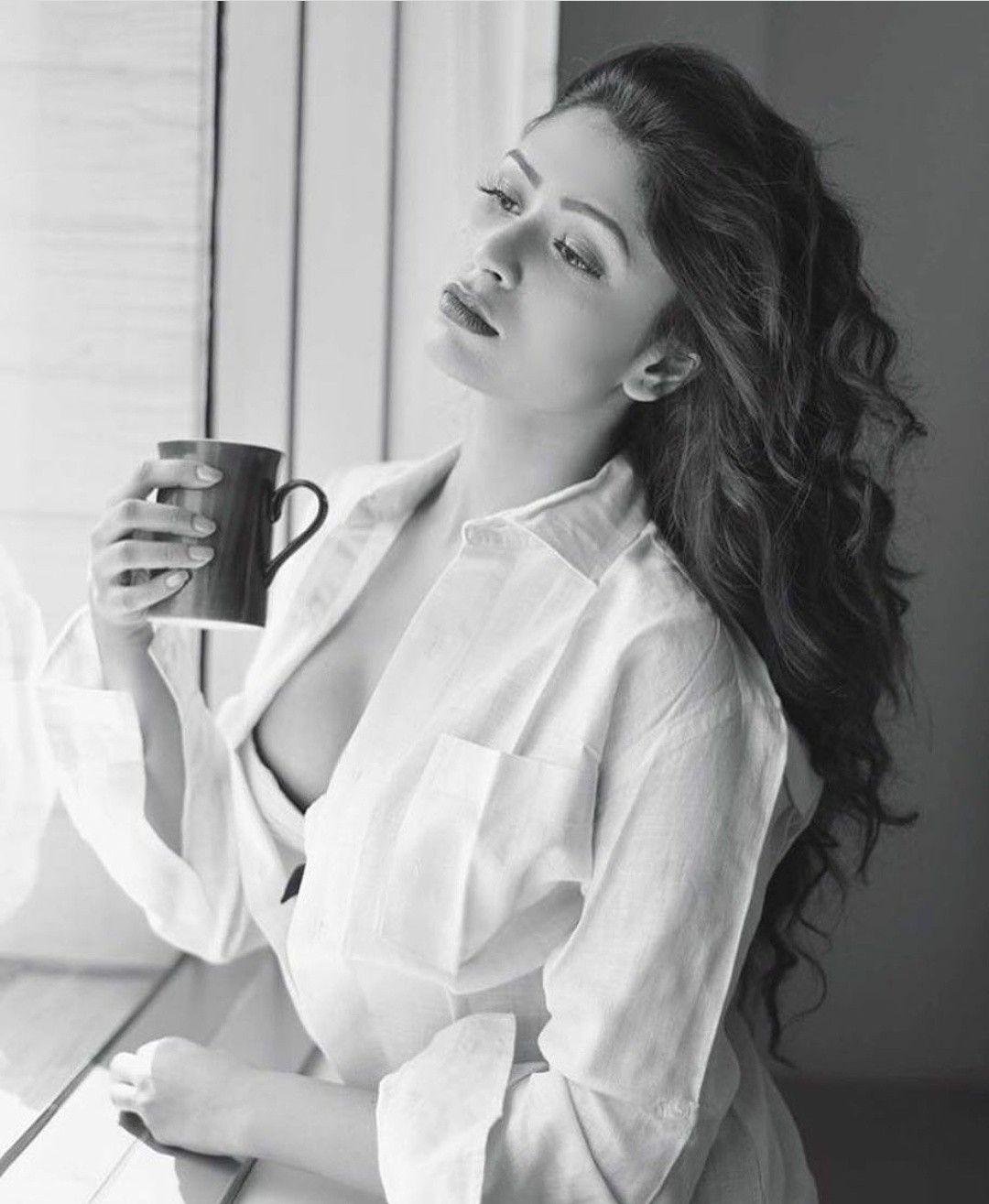 Sizzling & Smoking Hot Photoshoot Of Bengali Actress Ritabhari Chakraborty
