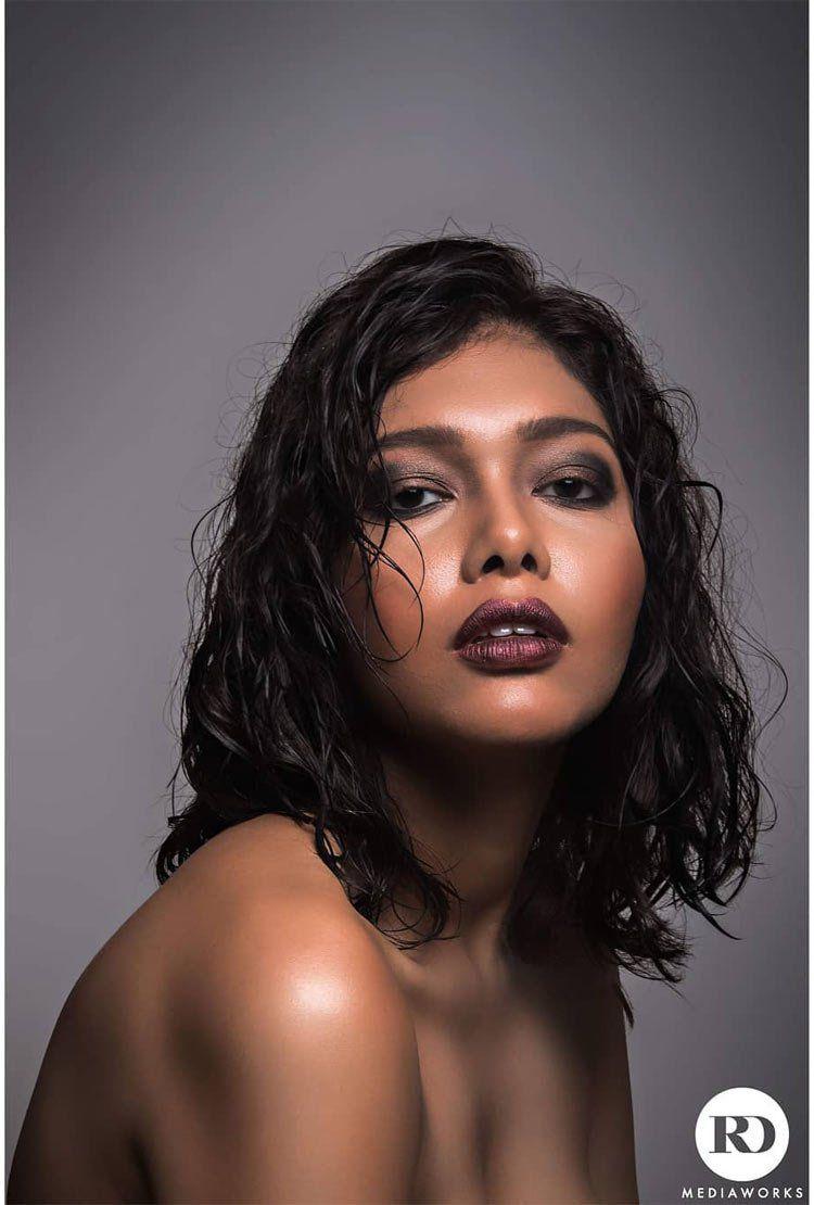 Sona Goldar Never Seen Hot & Spicy Photos Collections!