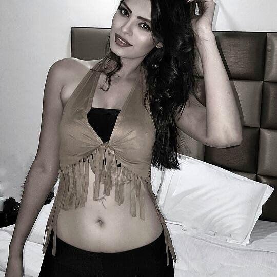 Sonali Raut HOT BIKINI & TOPLESS Photos are Too HOT To Handle!