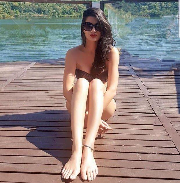 Sonali Raut looks smoking HOT in a BIKINI! Photos