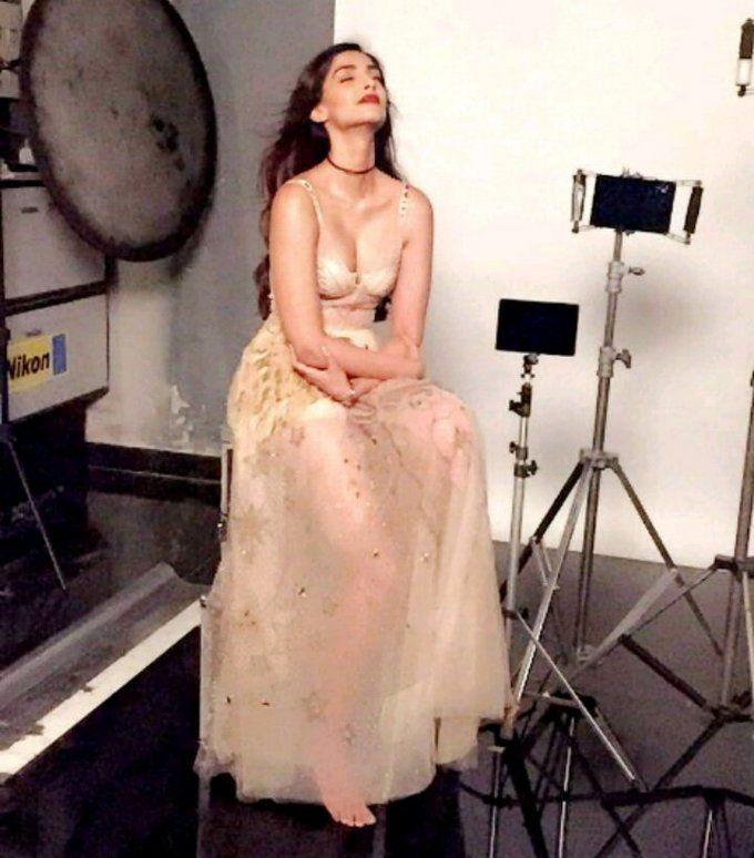 Sonam Kapoor Sizzles In Her Latest Photoshoot