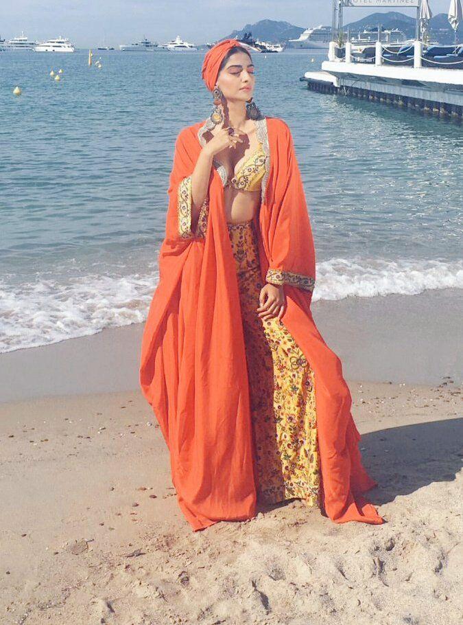 Sonam Kapoor Ultra Hot Photos at Cannes 2017 Day 2