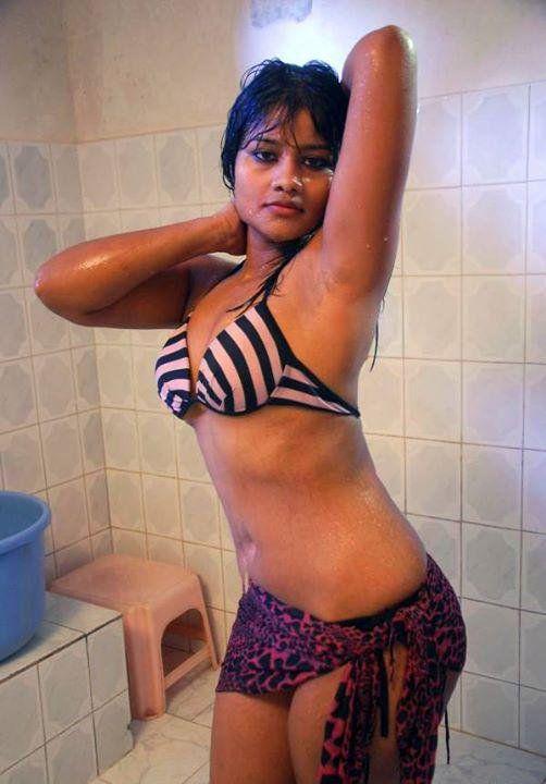 South Hot Kajal Rawat Latest Navel Show Bikini Photoshoot Stills