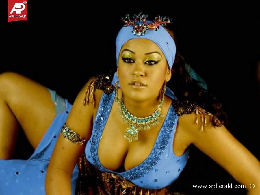 South India Hot Sexy Actress Pictures