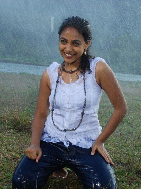 South Indian Actresses In Wet Saree Hot Show Photos Collections