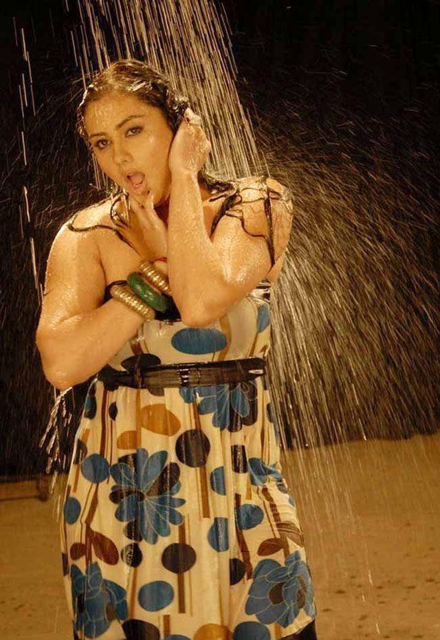 South Indian Actresses In Wet Saree Hot Show Photos Collections