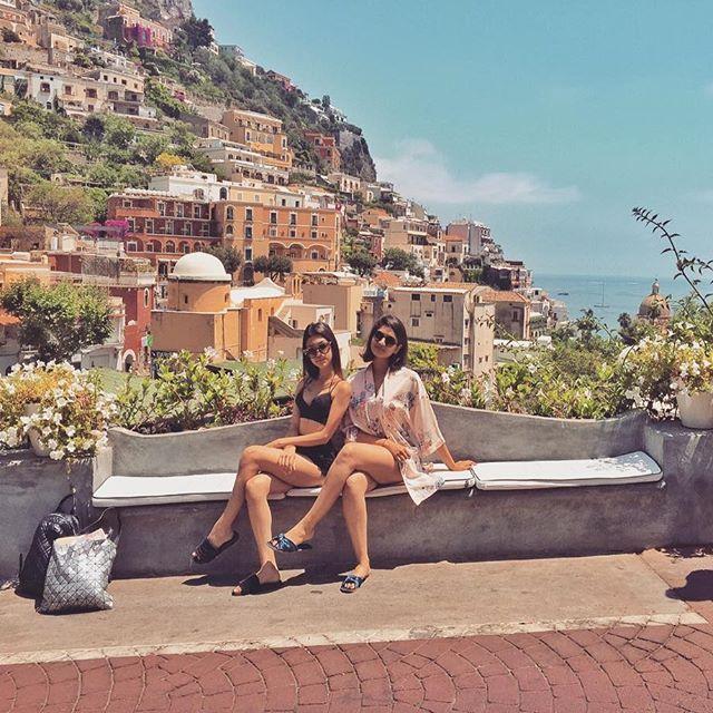 Star Kid Alanna Panday Hot Bikini Photos are too Hot to Handle!