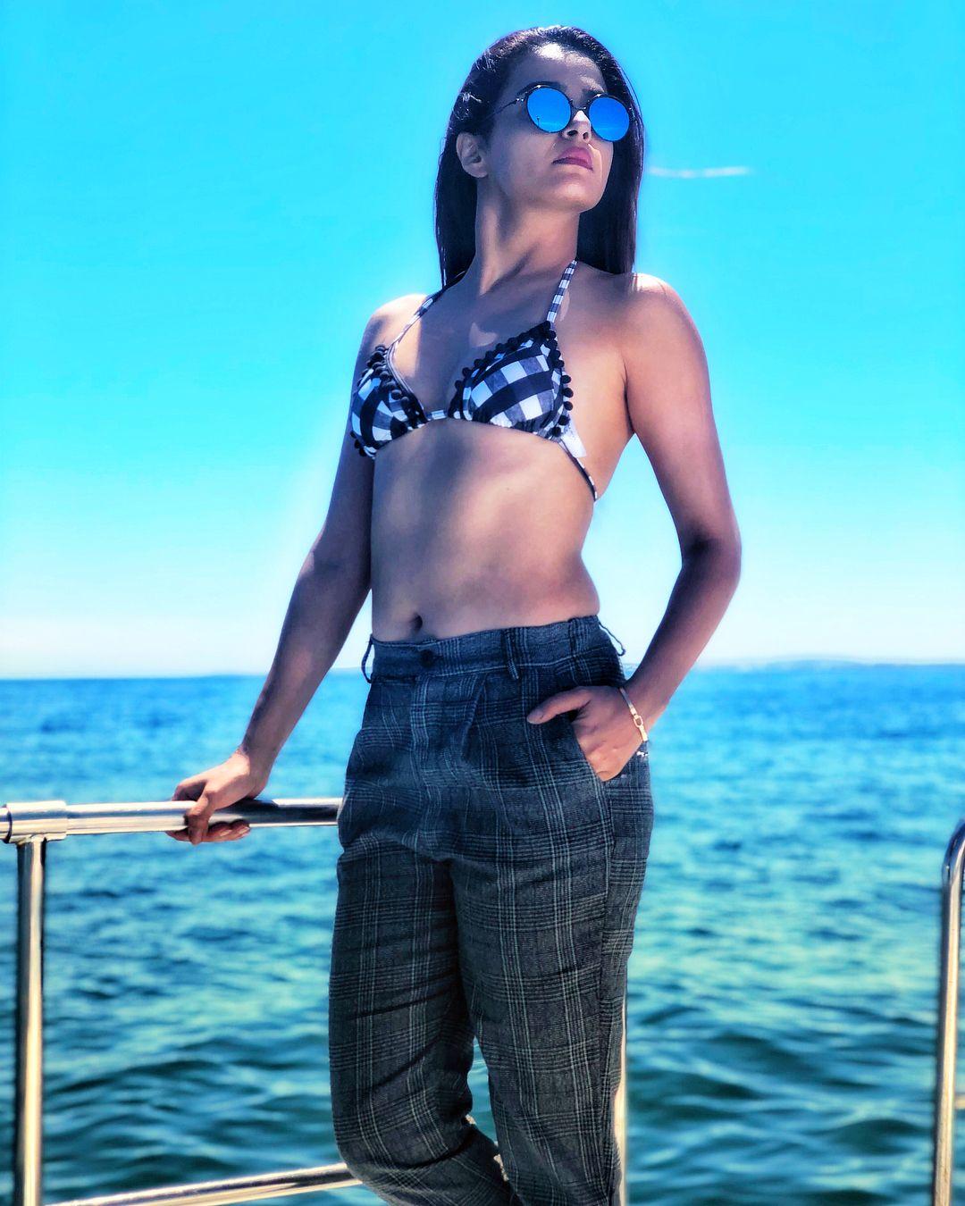 Surveen Chawla raises the heat in bikini Photos