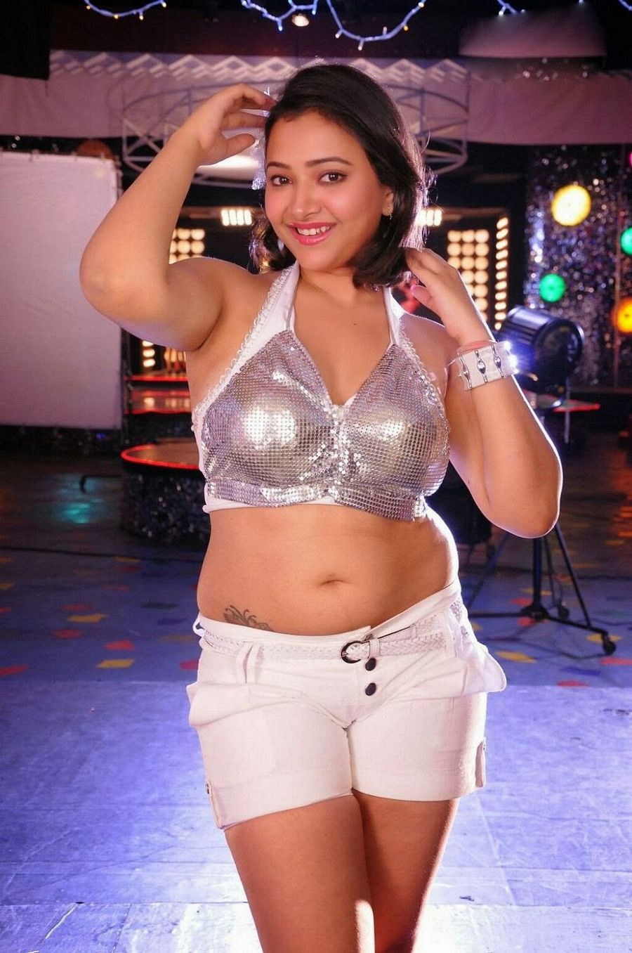 Swetha Basu Prasad Spicy Photos