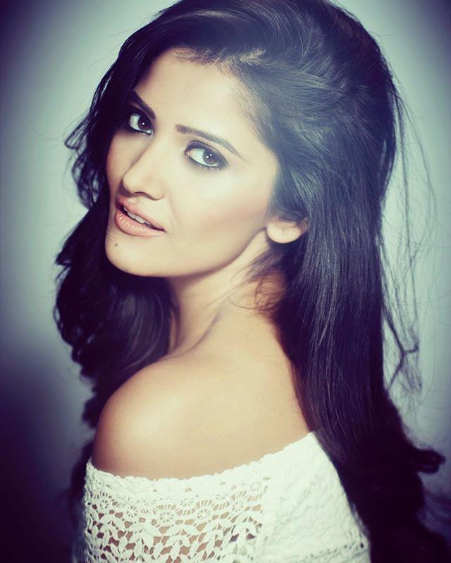 THese Pictures of Nimisha Mehta are too hot to handle!