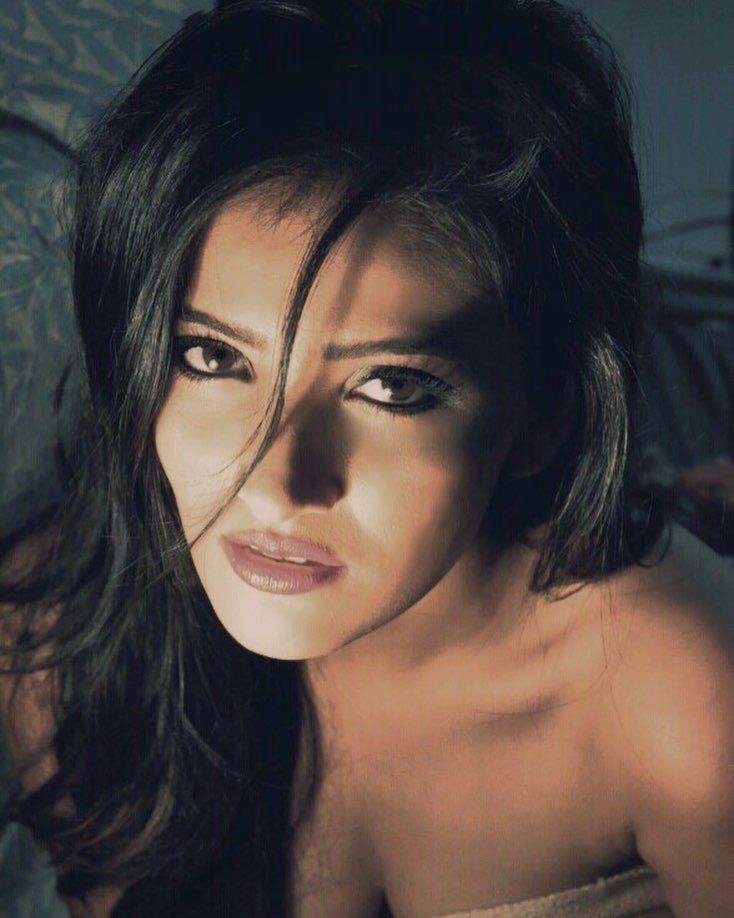 THese Pictures of Nimisha Mehta are too hot to handle!