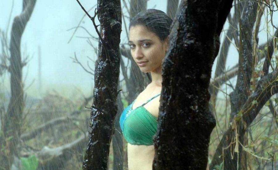 TOLLYWOOD ACTRESS HOT WET PICS
