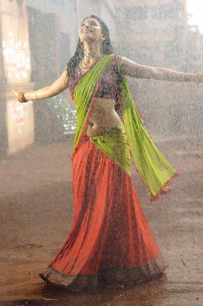 TOLLYWOOD ACTRESS HOT WET PICS