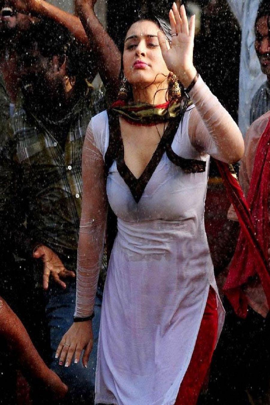 TOLLYWOOD ACTRESS HOT WET PICS