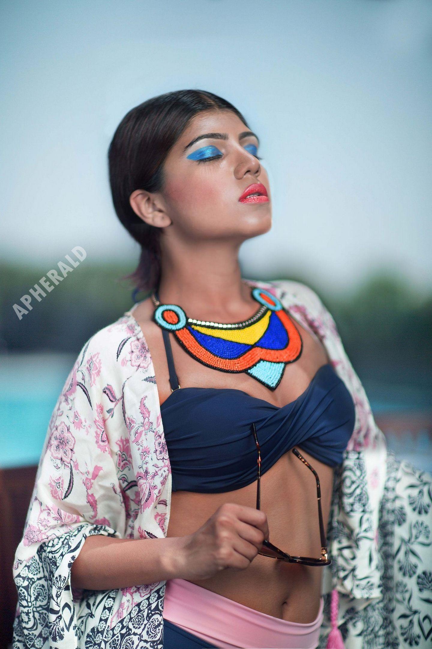 TOO Hot Photoshoot HD Pics of Young Model Navya Ramesh